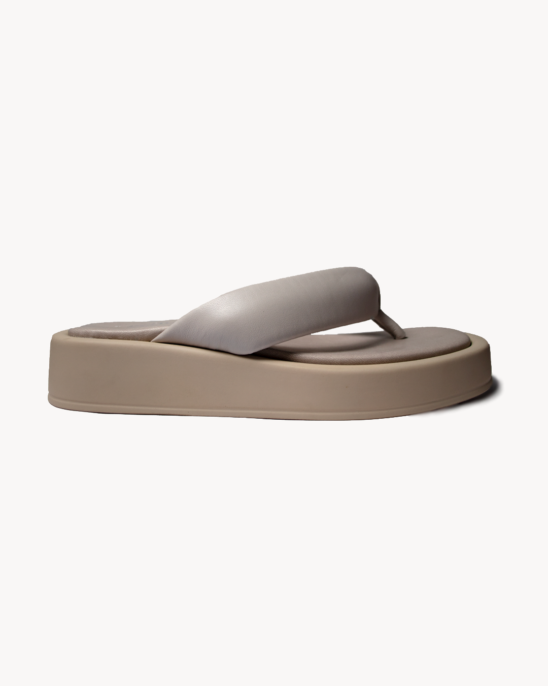 Leather flip flop sandal