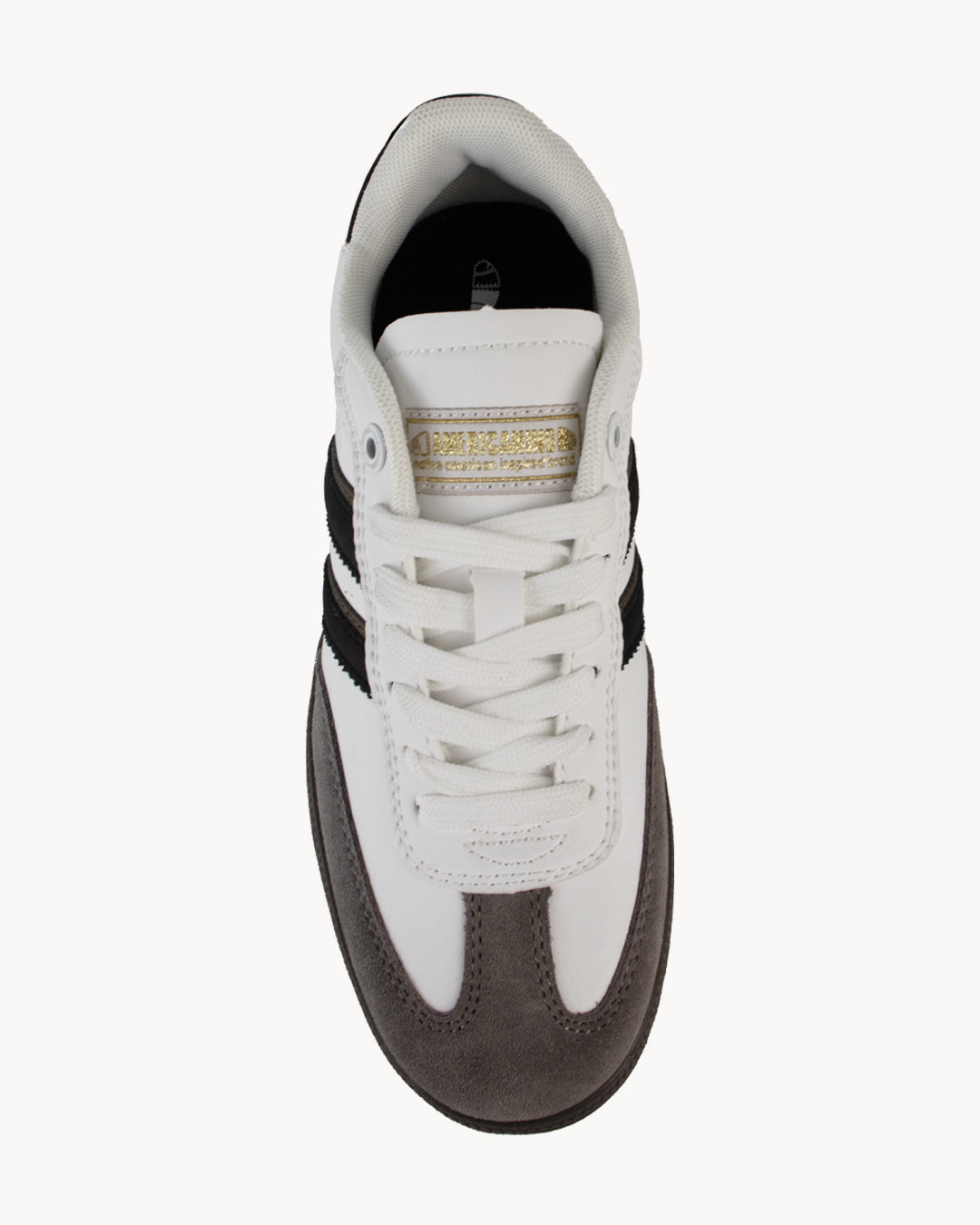 Tennis sneakers