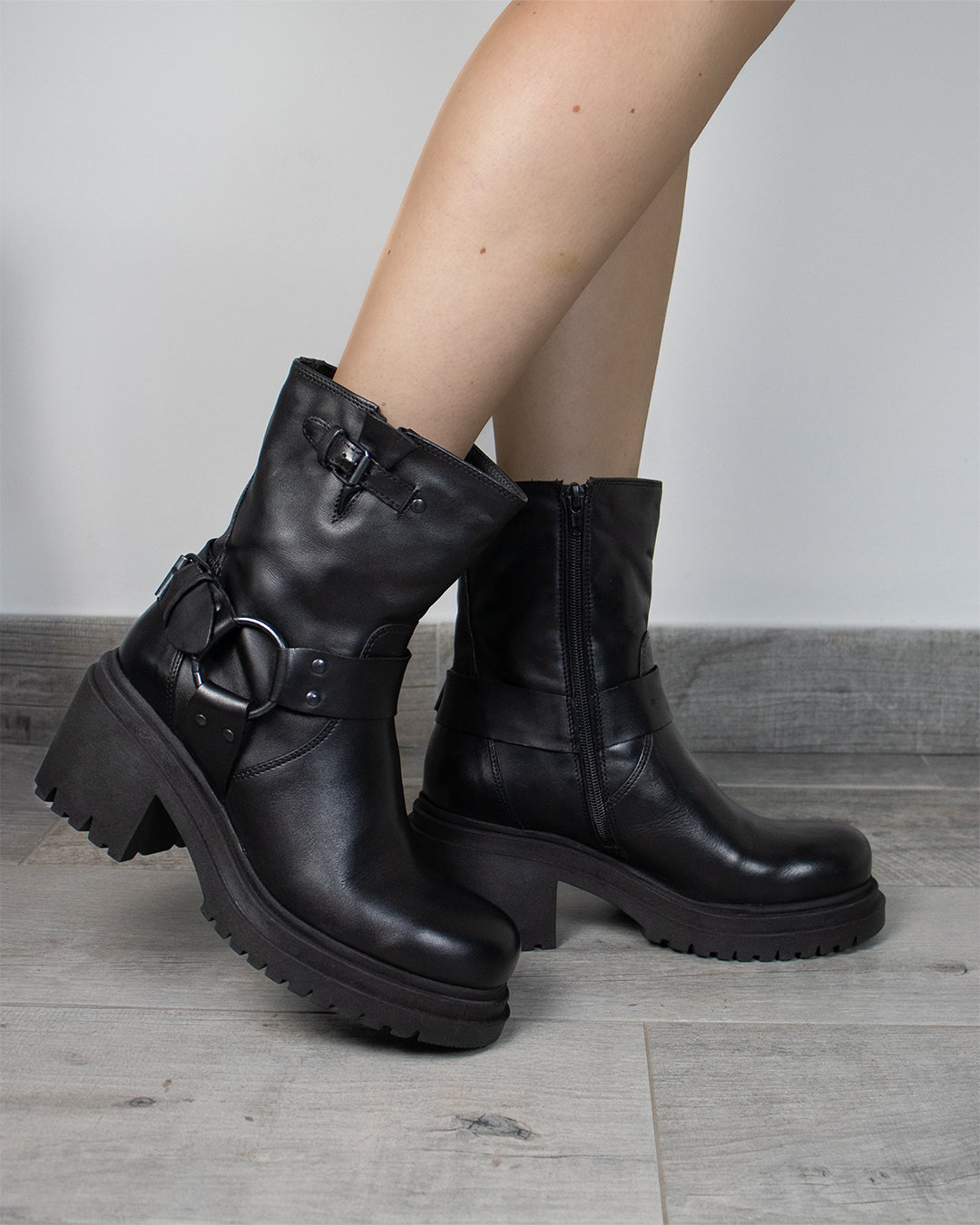 Berlin leather boots