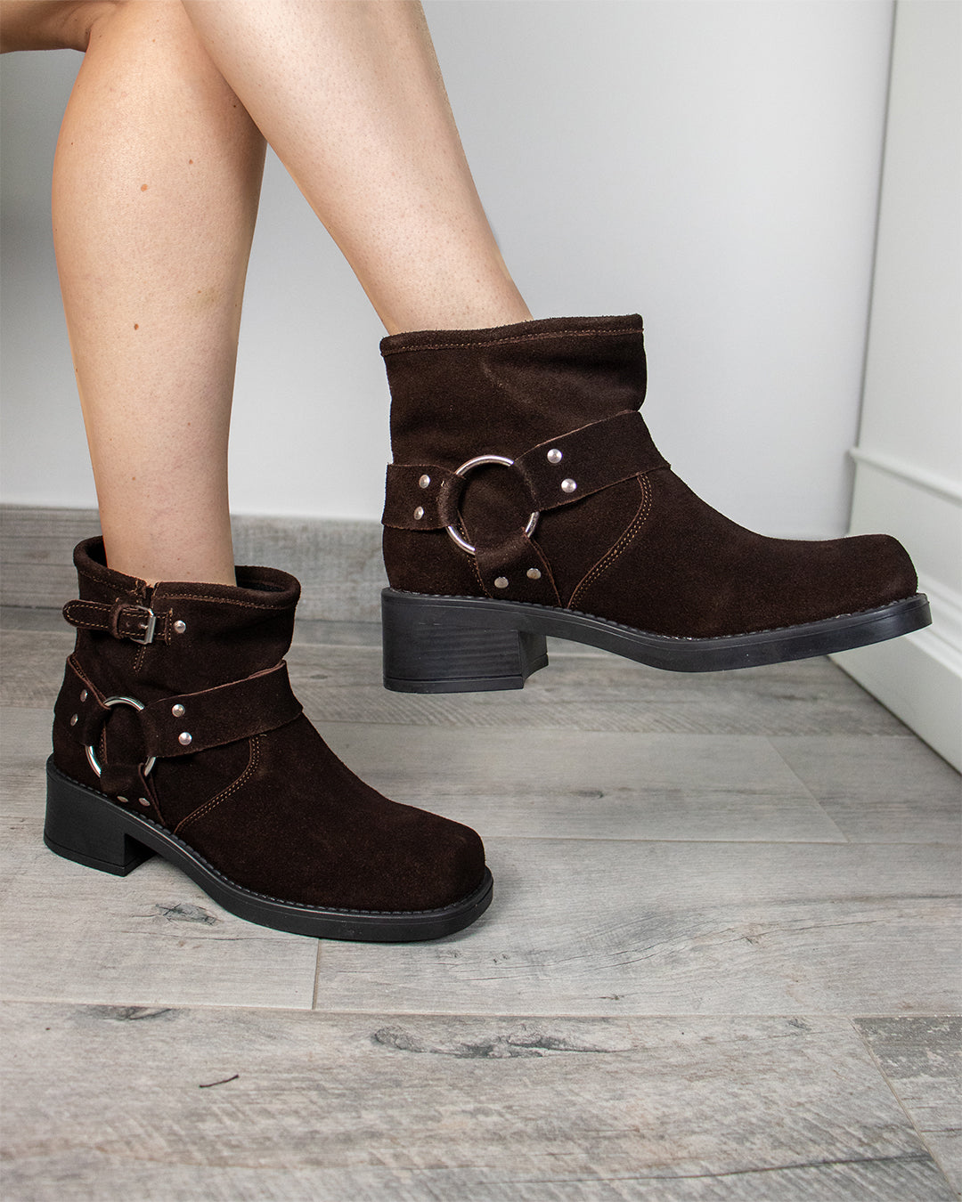 Boston leather boots