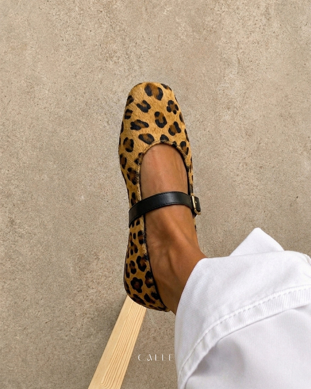 Leather ballerinas