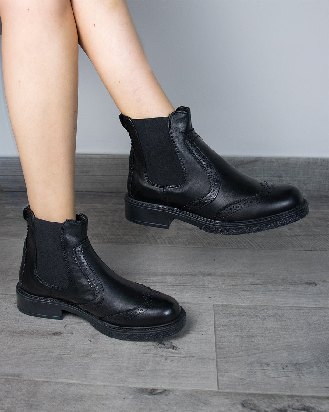 Chelsea leather boots