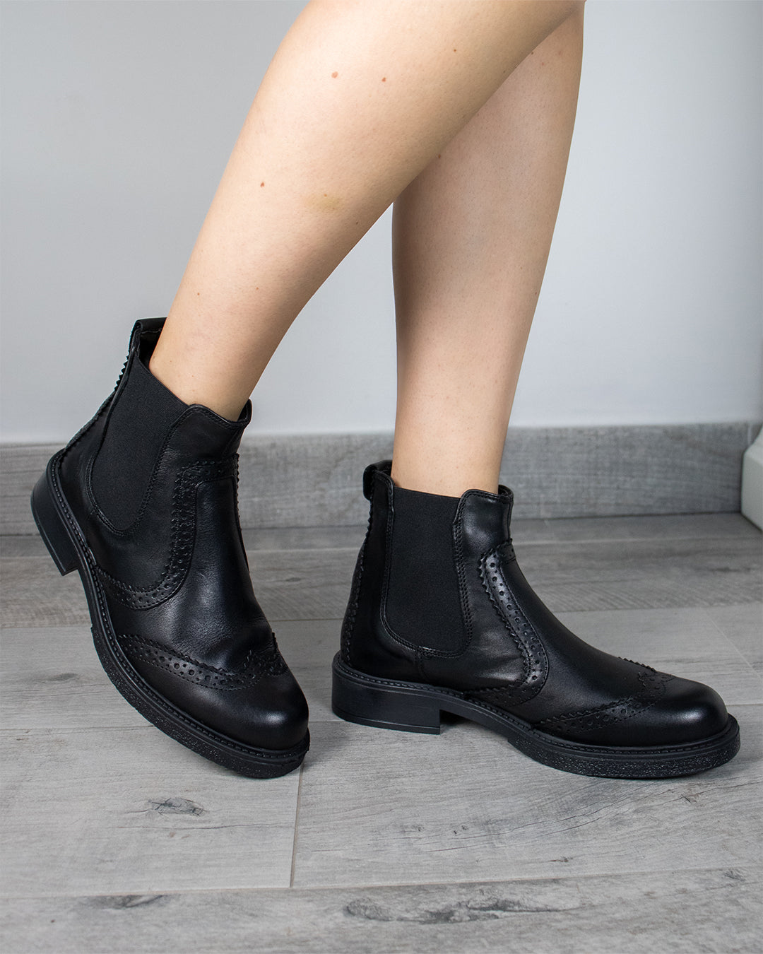 Chelsea leather boots