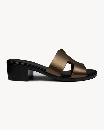 Sandalo H in pelle con tacco