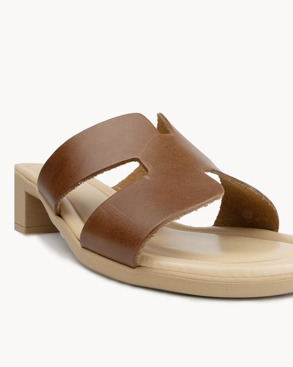 Sandalo H in pelle con tacco