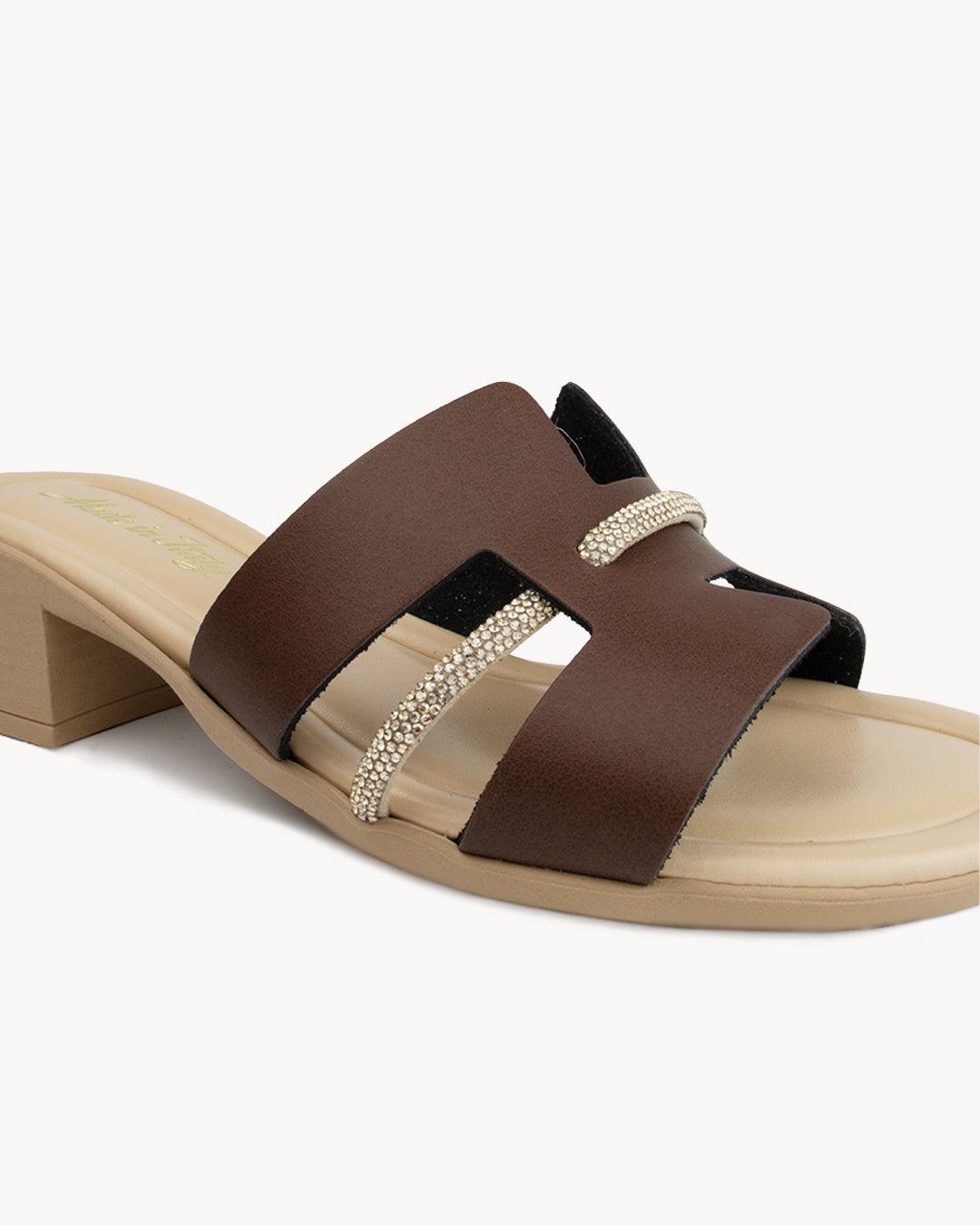 Sandalo Sibilla in pelle con tacco