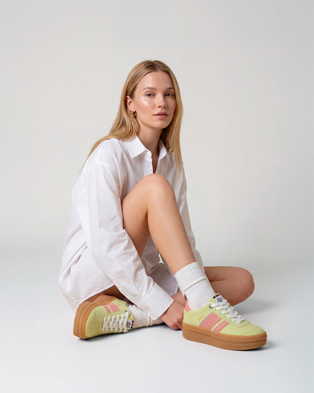 Sneakers platform Rifle con patch posteriore e bande laterali rosa