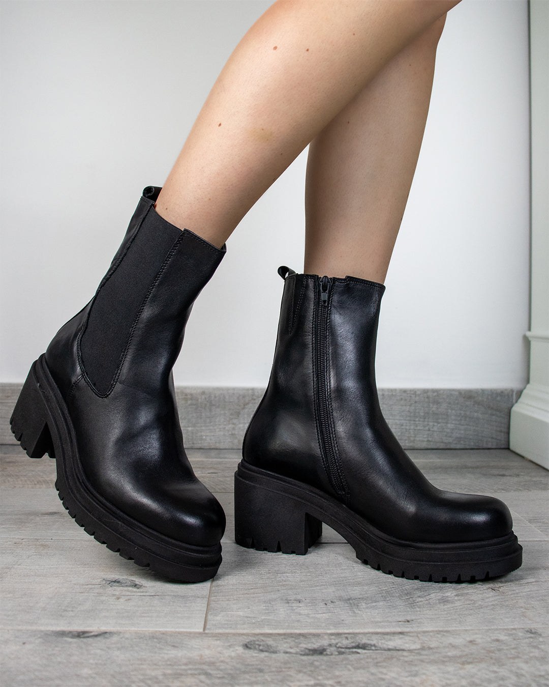Tokyo leather boots