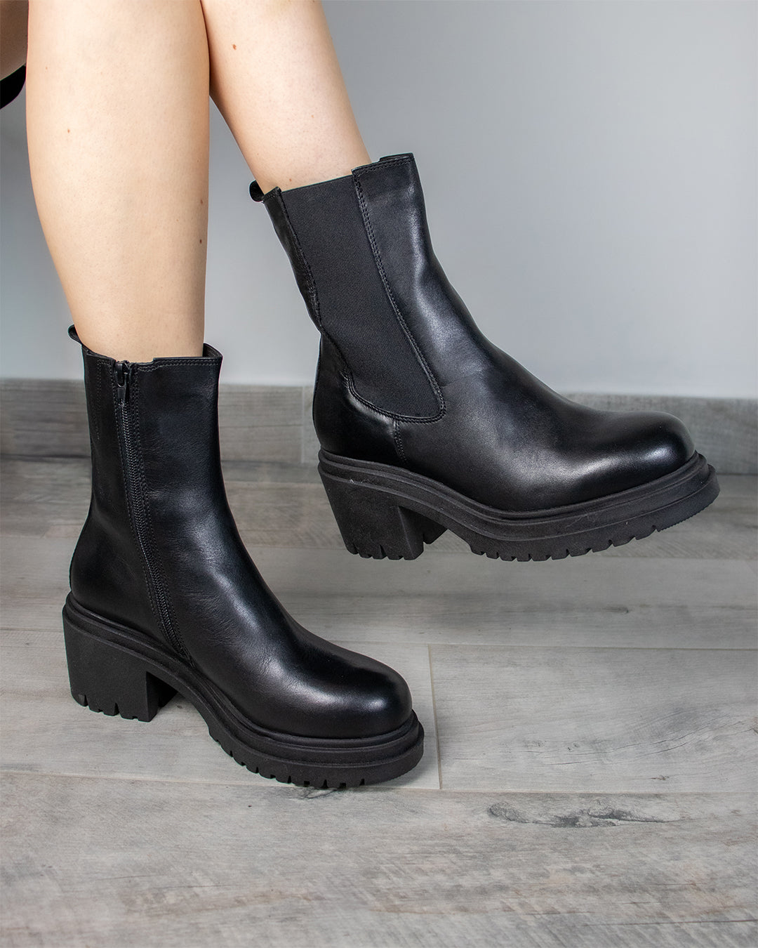 Tokyo leather boots